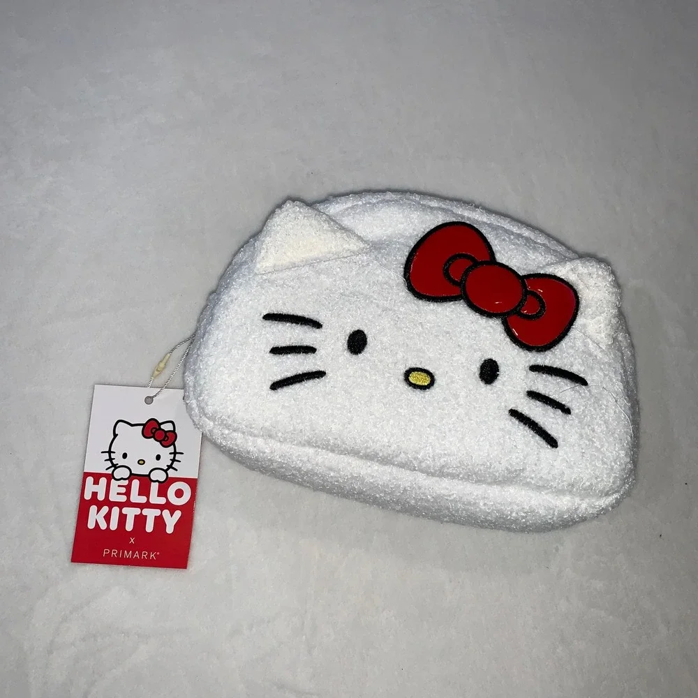 Hello Kitty x primark white red furry makeup cosmetics wallets bag new with tags